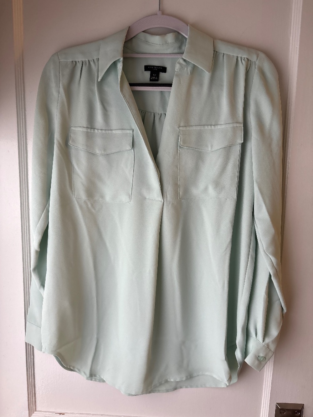 Ann Taylor Mint Green Camp Shirt, Sz XSP, EUC